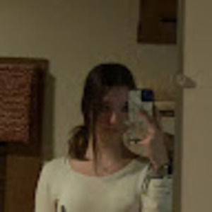 Meet your Posher, Catie